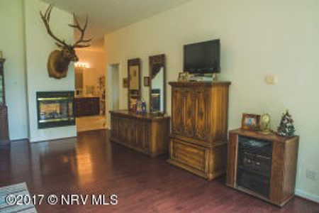 100 Acre Floyd VA Farm for Sale! - image 5