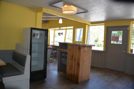 Heather's Restaurant - image 14