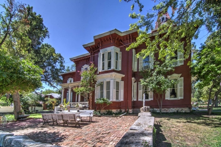 Historic Prescott / Foley Home in Salina, Kansas For Sale - image 2