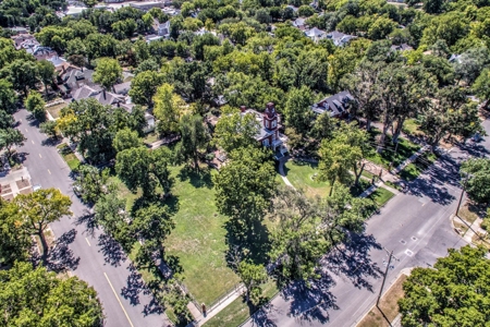 Historic Prescott / Foley Home in Salina, Kansas For Sale - image 11