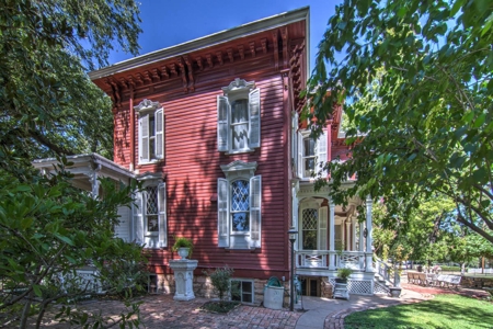 Historic Prescott / Foley Home in Salina, Kansas For Sale - image 4