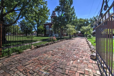 Historic Prescott / Foley Home in Salina, Kansas For Sale - image 7