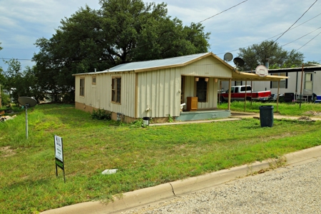 Fourplex Investment In Sonora, Texas - image 3
