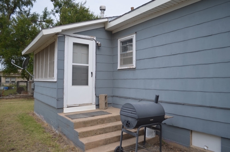 Coldwater Kansas Country Home For Sale - image 9