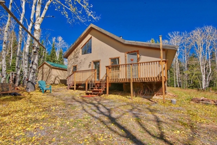 Mountain Cabin For Sale in Western Colorado - image 3