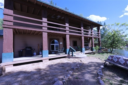 Country Estate Home custom built with man made lake - image 15
