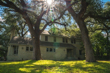 South Texas Hunting Ranch located in Zavala & Uvalde County - image 22