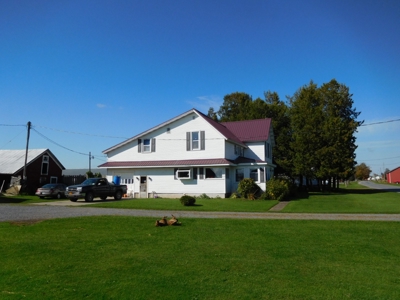 Large dairy farm - image 24