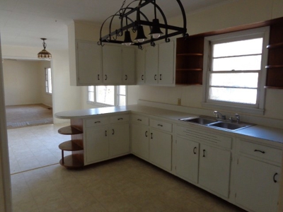 Investment or Rental Potential For Sale in Cherokee Village - image 7