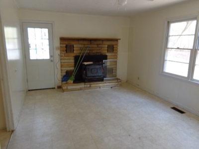 Investment or Rental Potential For Sale in Cherokee Village - image 6