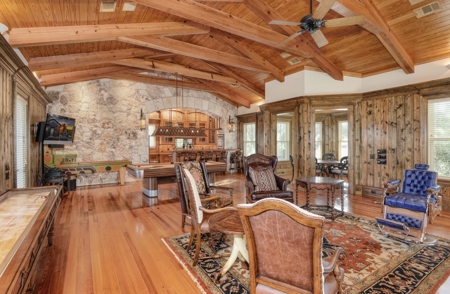 Texas Luxury Ranch For Sale in the Hill Country - Kerr Co. - image 19