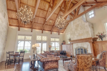 Texas Luxury Ranch For Sale in the Hill Country - Kerr Co. - image 30
