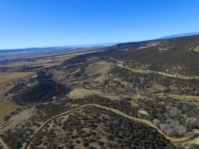 Vacant land has shop building, irrigation, borders BLM lands - image 4