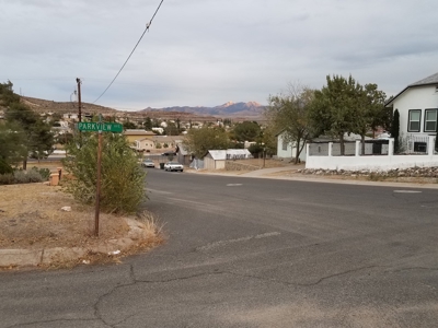 Downtown Kingman AZ home, fixer upper - image 2