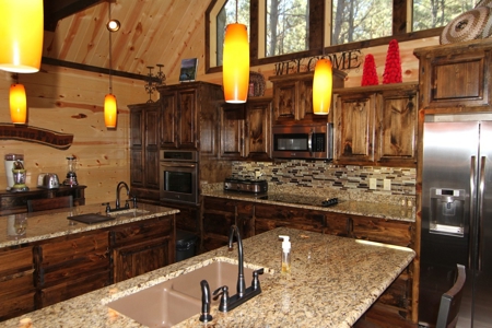 Log Cabin For Sale in Broken Bow Oklahoma Beavers Bend Park - image 24