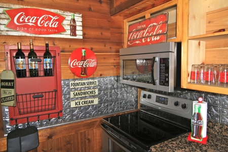 Log Cabin For Sale in Broken Bow Oklahoma Beavers Bend Park - image 4