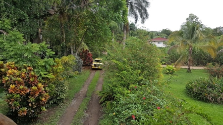 Titled  Home in the Caribbean Bocas del Toro 2 min. to beach - image 11