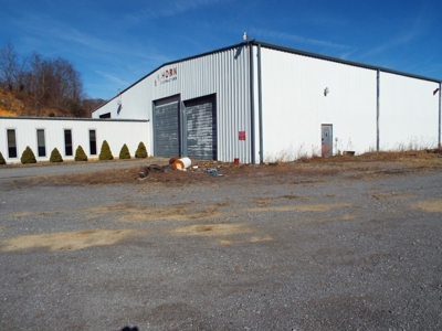 Great Multi-Use Building - image 14