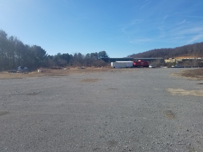 Great Multi-Use Building - image 8