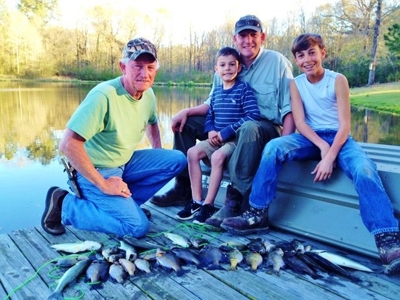 Secluded Cabin for Sale Pond Fishing Hunting Centreville MS - image 14