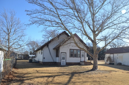 Historical Home For Sale in Protection, Kansas - image 6