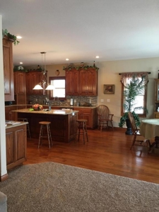 4 Bedroom, Maintenance Free Home In Maryville, Missouri - image 20