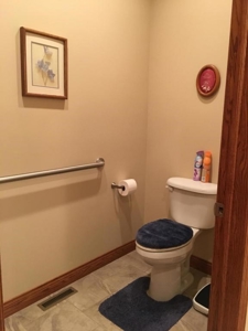 4 Bedroom, Maintenance Free Home In Maryville, Missouri - image 4
