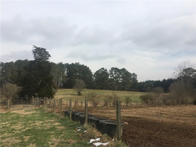 North GA Horse Property Barn with Stalls Living Quarters - image 6