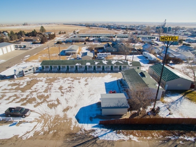 Colorado Motel For Sale Keenesburg NE of Denver & Brighton - image 5