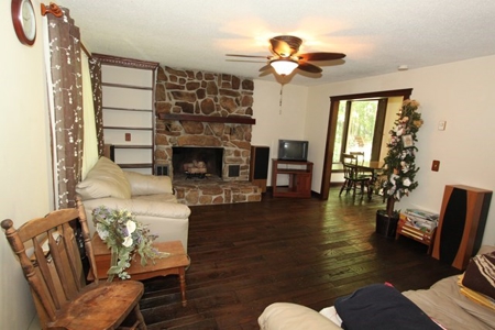 Charming Country Home In Lebanon VA For Sale - image 16