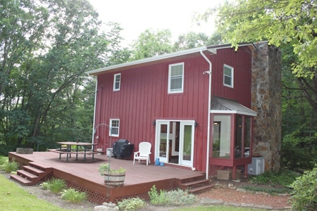 Charming Country Home In Lebanon VA For Sale - image 5