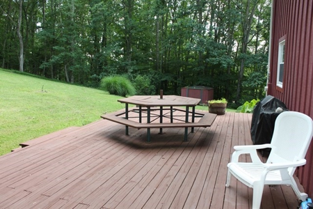 Charming Country Home In Lebanon VA For Sale - image 7