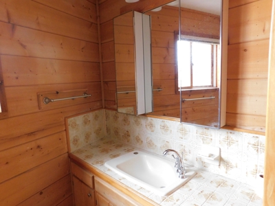 Clean and Sharp Dome Home For Sale in Salida, Colorado - image 8