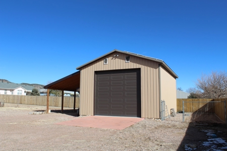 Rocky Mountain Custom Home with Shop in Canon City - image 21
