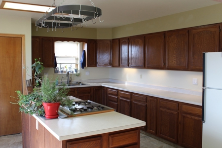 Rocky Mountain Custom Home with Shop in Canon City - image 29