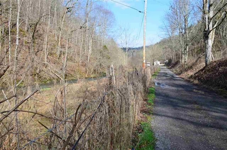 300 Acres Of Beautiful Mountain Property Sneedville, Tn - image 23