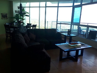 *******SOLD*********Coronado Condo on golf course - image 9