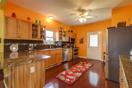 Perfect Mini Farm For Sale in Middle Tennessee - image 22