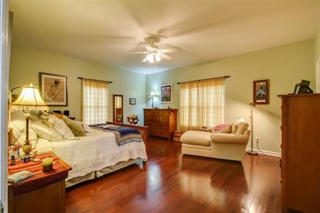 Perfect Mini Farm For Sale in Middle Tennessee - image 20