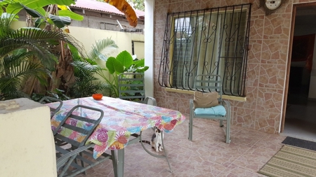 Home in Bocas Town with pool, Bocas del Toro, Panama - image 4