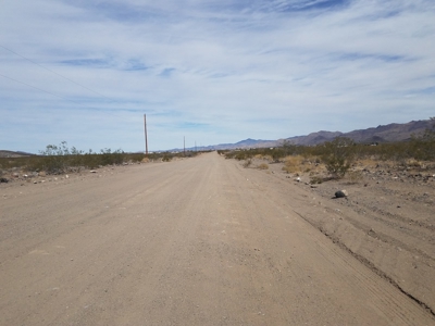 20.31 acre land with power for sale, Golden Valley AZ - image 1