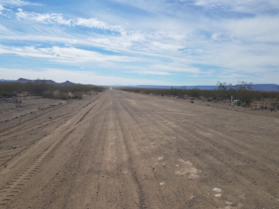 20.31 acre land with power for sale, Golden Valley AZ - image 4