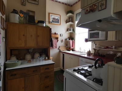 Turn Key B&B For Sale in Historic Hermann, Missouri - image 29