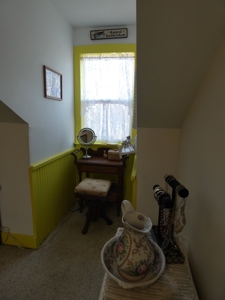 Turn Key B&B For Sale in Historic Hermann, Missouri - image 36