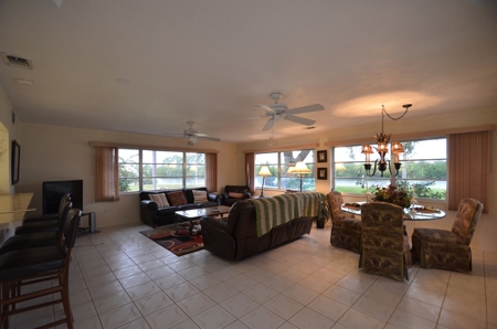 Beautiful Water Front Home for Sale Port Charlotte, Fl - image 14
