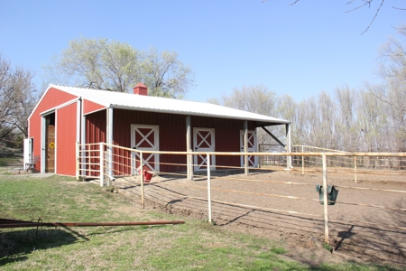 Augusta, KS Horse & Hobby Farm Selling at Auction - image 8