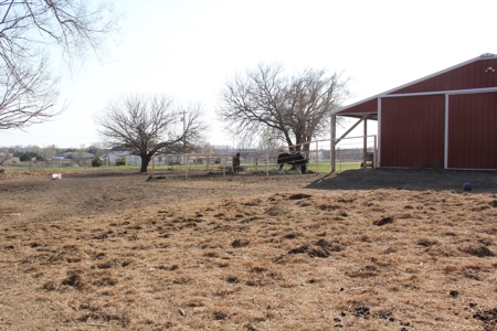 Augusta, KS Horse & Hobby Farm Selling at Auction - image 4