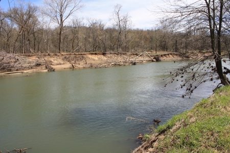 Missouri Riverfront home for Sale  Dittmer Mo 382 acres - image 37