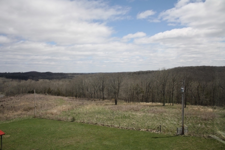 Missouri Riverfront home for Sale  Dittmer Mo 382 acres - image 5