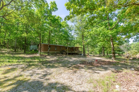 Off Grid Property in Arkansas - image 1